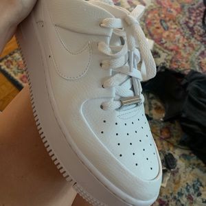 White nike Air Force 1